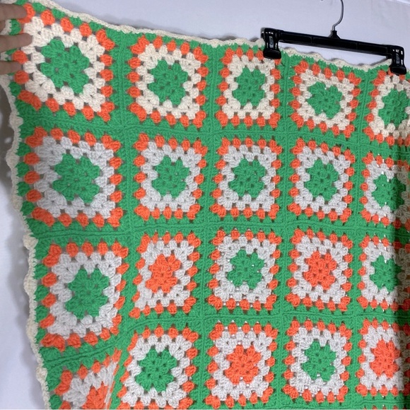 Vintage Handmade Green Orange Cream Granny Square Crochet Afghan Blanket - Picture 7 of 12